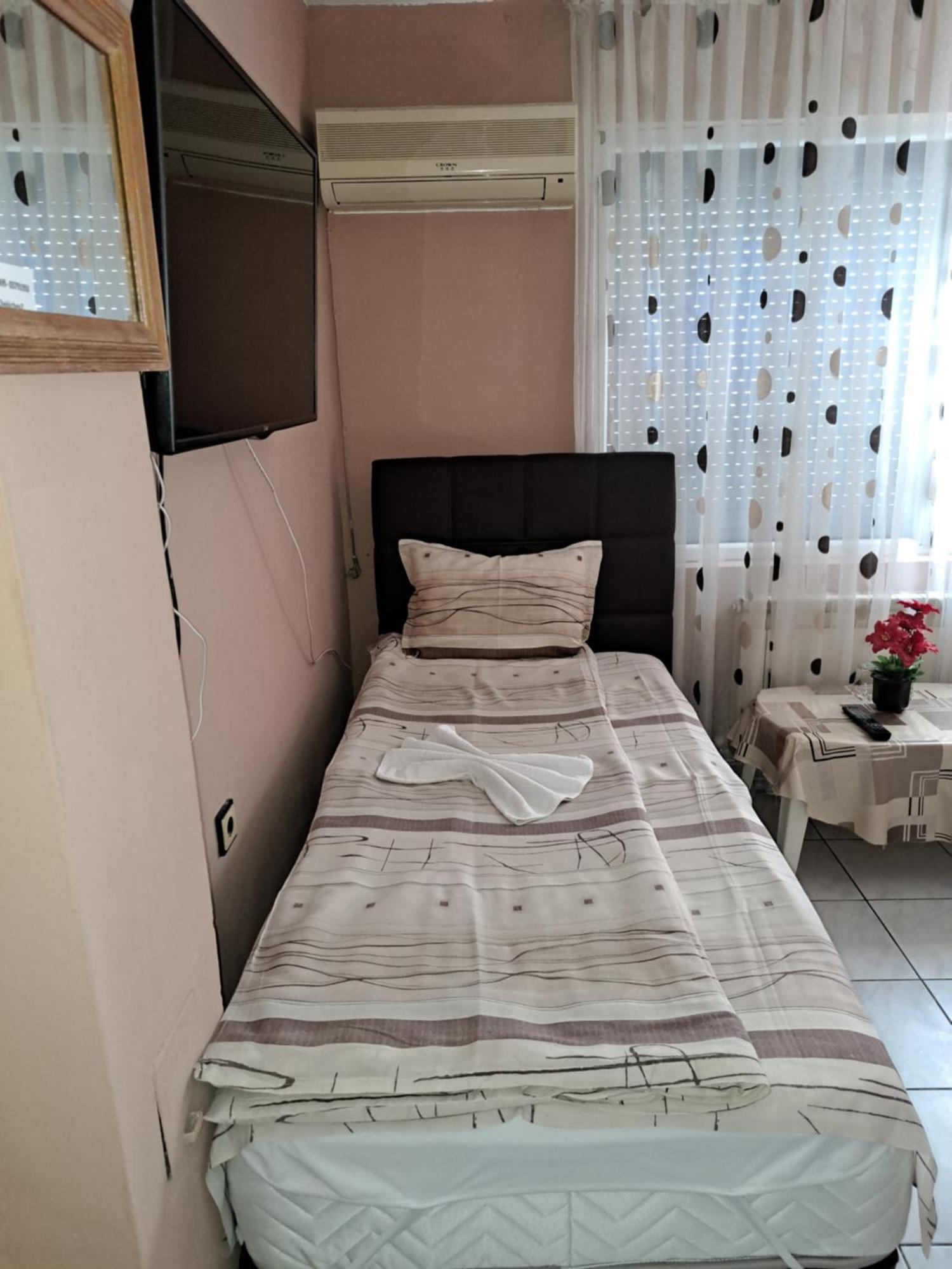 Къща За Гости "Чекичев" Svilengrad Eksteriør billede